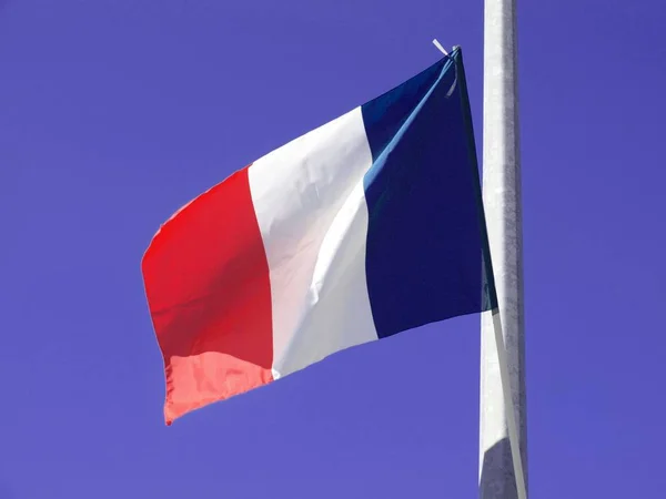 Bandera Francia Sobre Fondo Azul Cielo — Foto de Stock
