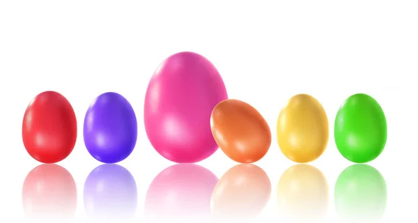 Ovos Coloridos Com Reflexão Sobre Fundo Branco — Fotografia de Stock