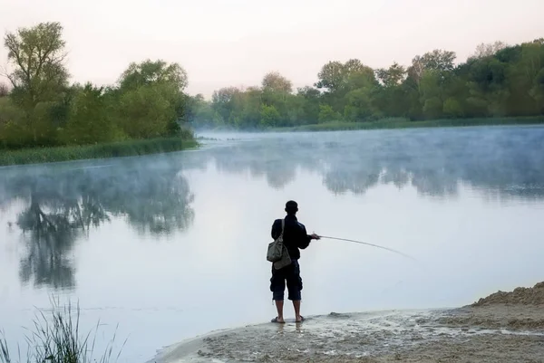 Silhueta Pescador Rio Manhã — Fotografia de Stock