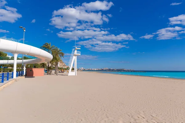 Alicante Postiguet Beach Playa Moderní Bílý Most Pro Pěší Španělsko — Stock fotografie