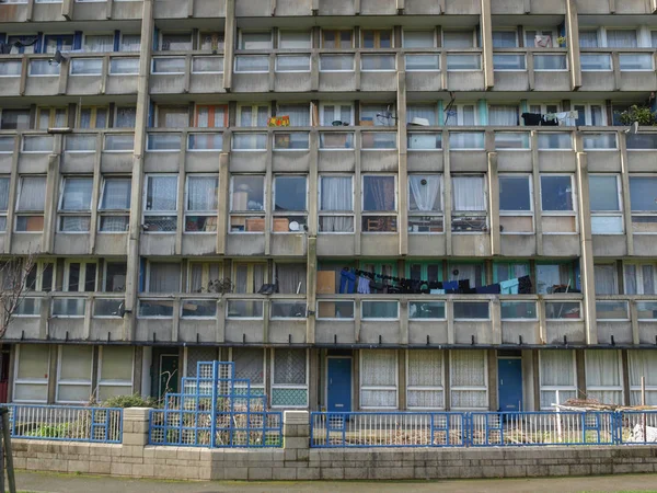 ลอนดอน งกฤษ สหราชอาณาจ นาคม 2009 อาศ Robin Hood Gardens ออกแบบในช — ภาพถ่ายสต็อก