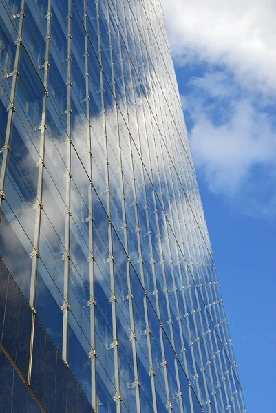 Fachada Cristal Del Edificio Oficinas Moderno — Foto de Stock