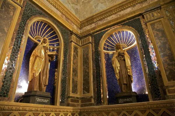 Estatuas Sagradas Dentro Iglesia Segovia España — Foto de Stock