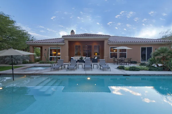 Rear View Luxury Villa Swimming Pool — Stock Photo, Image