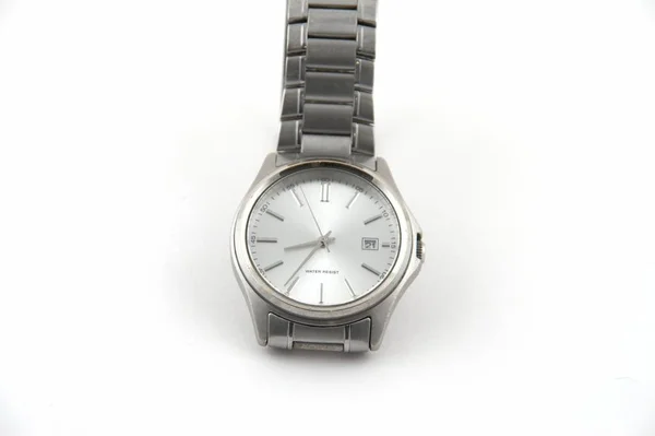 Orologio Con Bracciale Sfondo Bianco — Foto Stock