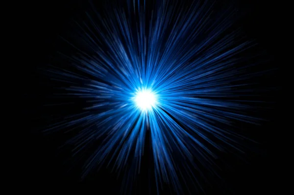 Blur Movimento Luz Azul Contra Fundo Preto — Fotografia de Stock