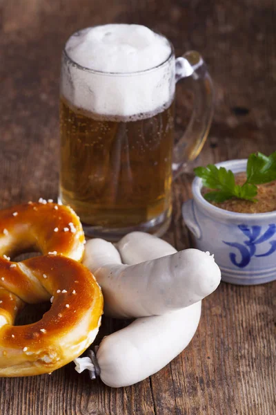 Salchichas Blancas Bavarianas Con Bretzel Cerveza — Foto de Stock