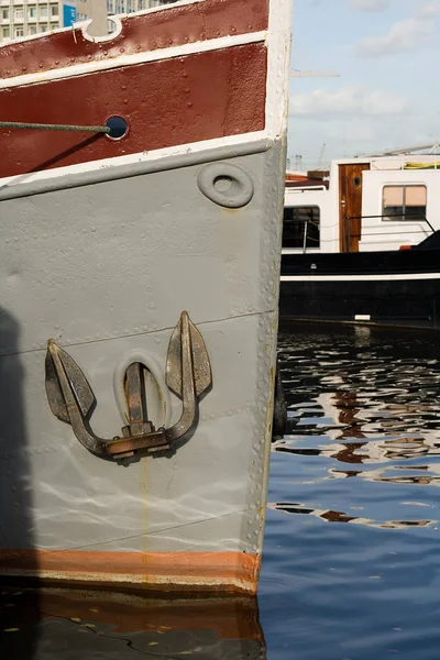 Una Pequeña Selección Anclas Parte Delantera Los Barcos —  Fotos de Stock