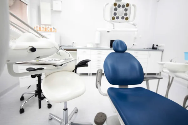 Εσωτερικό Οδοντιατρικής Κλινικής Φωτεινή Ιδέα Πολύχρωμου Τόνου — Φωτογραφία Αρχείου