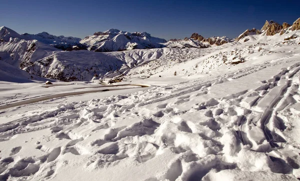 Paisagem Nevada Das Dolomitas Montanhas Durante Temporada Inverno Itália — Fotografia de Stock