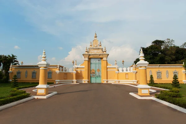 Cancello Principale Del Palazzo Reale Phnom Penh Cambogia — Foto Stock