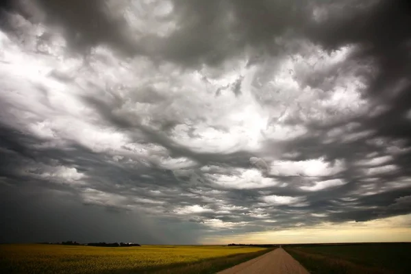 Kumulonimbuswolken Enthalten Starke Konventionelle Strömungen Mit Sehr Hohen Unvorhersehbaren Winden — Stockfoto