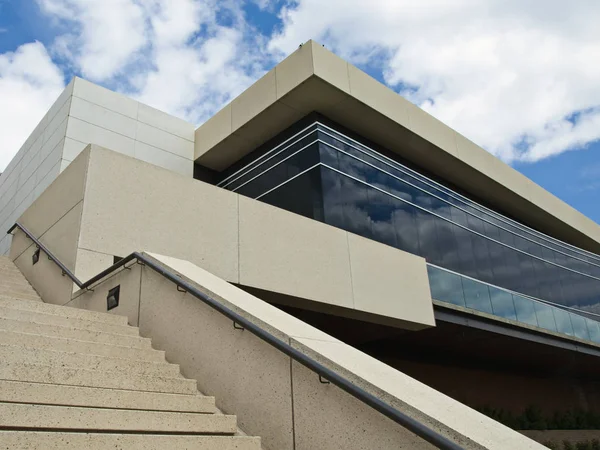 Vista Exterior Edificio Conferencias Escaleras — Foto de Stock