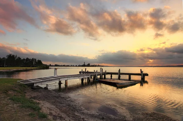 Solnedgång Vid Squids Ink Jetty Belmont Lake Macquarie — Stockfoto