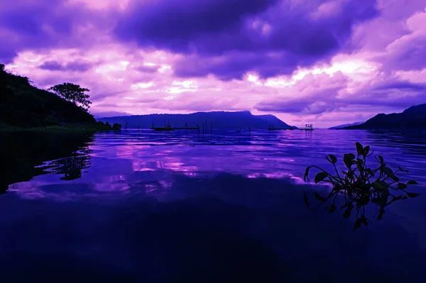 Temprano Mañana Lago Toba Isla Samosir Sumatra Del Norte Indonesia — Foto de Stock