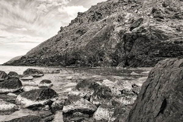 Doğal Kaya Oluşumlu Vahşi Kaya Plajı Richtis Geçidine Yakın Bir — Stok fotoğraf