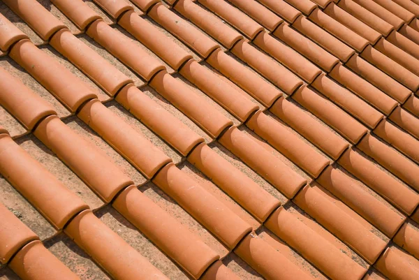 アルブフェイラポルトガルの屋根タイル 風景の向き — ストック写真