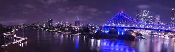 Iconic Story Bridge River Newfarm Riverwalk Brisbane Queensland Austrália — Fotografia de Stock
