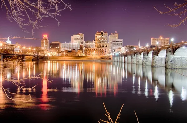 Harrisburg Pennsylvania Skyline Natten — Stockfoto