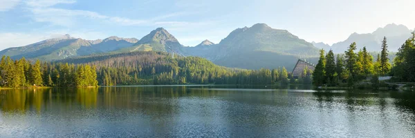 Panorama Alta Resolução Lago Montanha Parque Nacional High Tatra Strbske — Fotografia de Stock