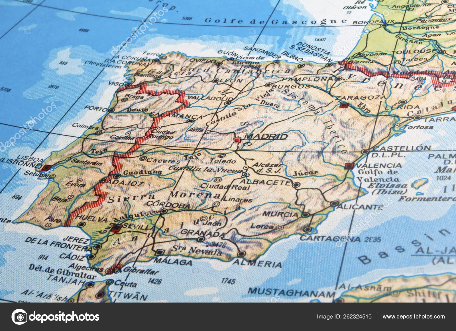 Vetores de Mapa De Portugal Com As Principais Cidades E Rios e