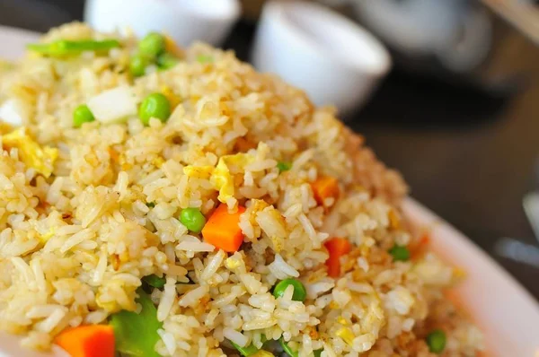 Typical Asian Style Fried Rice Dish Prepared Colorful Healthy Vegetables — Stock Photo, Image