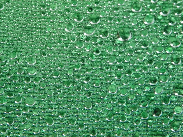 Вода Падає Зелений Фон — стокове фото