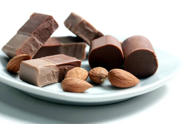 Turrón Almendras Aislado Sobre Fondo Blanco —  Fotos de Stock