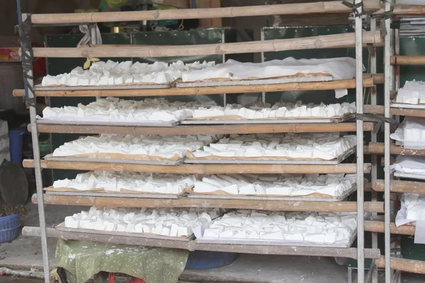 view of processing Kudzu flour