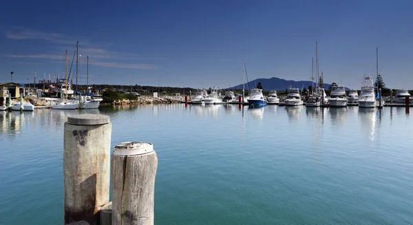 Bermagui Hafen Von Der Promenade Und Mount Gulaga Der Ferne — Stockfoto