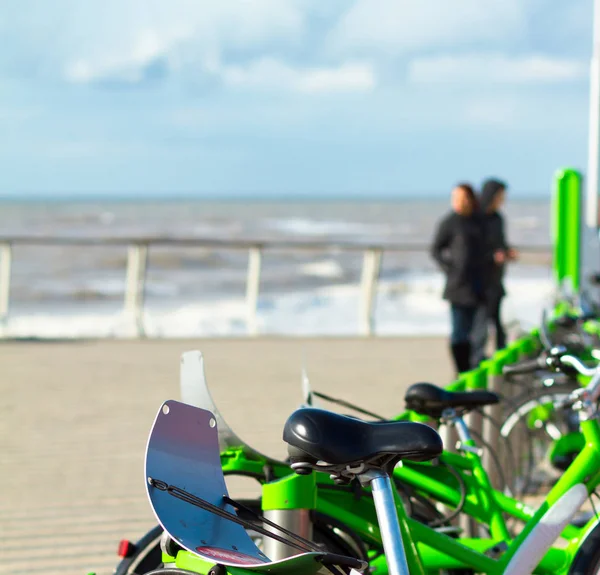 Alquiler Bicicletas Playa Del Mar — Foto de Stock