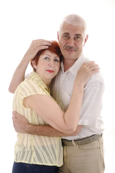 老人拥抱他的妻子 她很快乐 — 图库照片