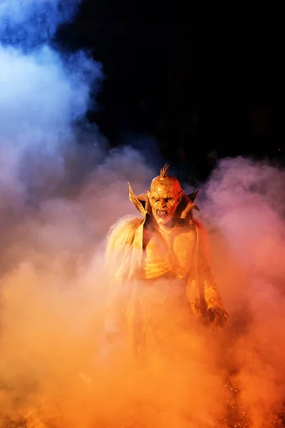 Traditionell Krampus Mask Show Tarvisio Nordost Alperna Italien — Stockfoto