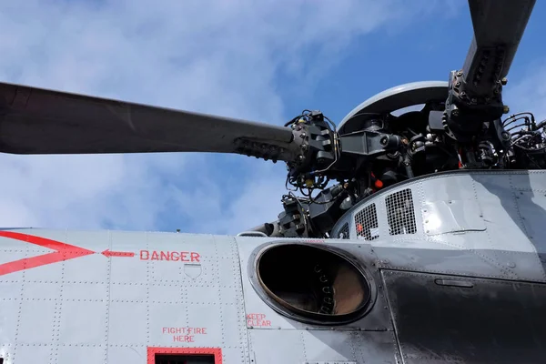 Lâminas Orvalho Sinais Aviso Helicóptero — Fotografia de Stock