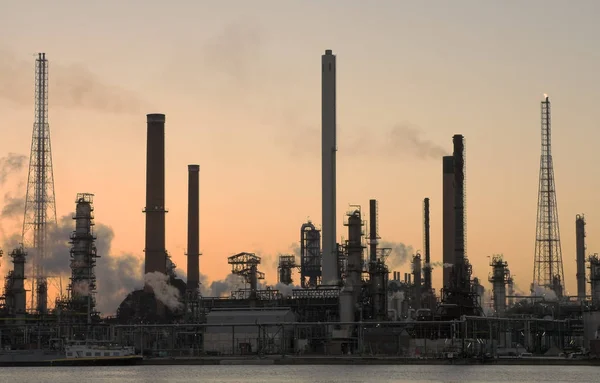 Oil Refinery Sunset Anwerp Port — Stock Photo, Image