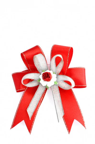 Kerst Rood Zilveren Gift Bow Geïsoleerd Wit — Stockfoto