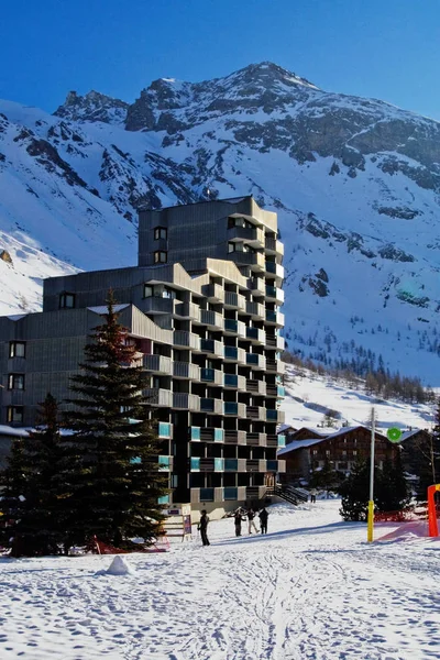 Ski Resort Otel Kış Günü — Stok fotoğraf