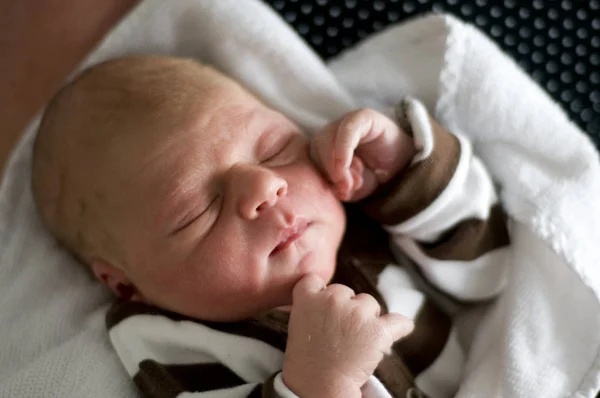 Just Born Baby Sleeping — Stock Photo, Image