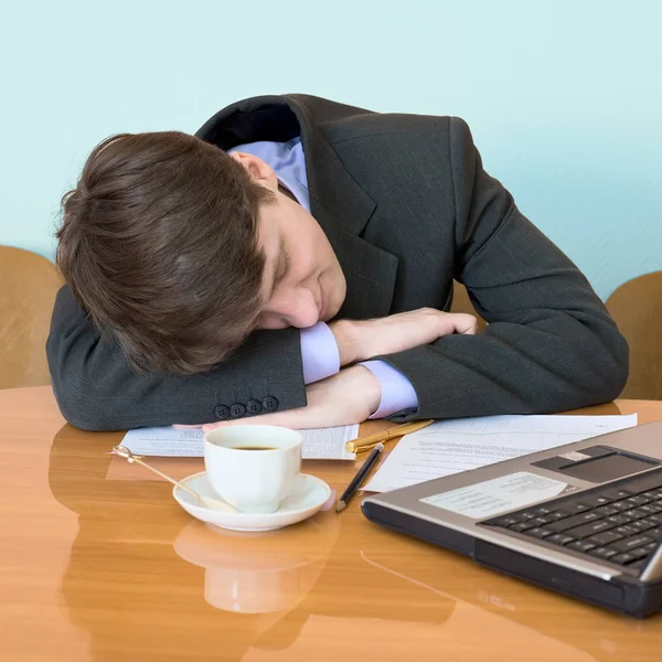 Joven Hombre Negocios Dormido Sentado Reunión —  Fotos de Stock