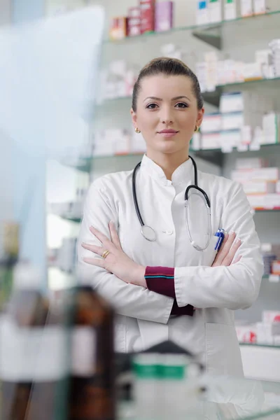 Happy Cheerful Pharmacist Chemist Woman Standing Pharmacy Drugstore — Stock Photo, Image