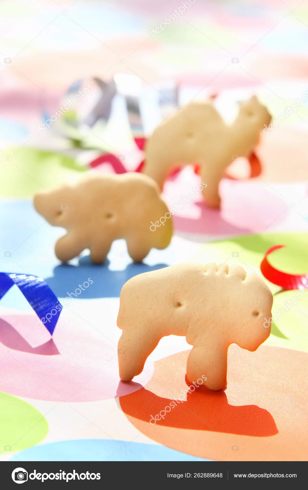 Animal crackers Stock Photos, Royalty Free Animal crackers Images | Depositphotos Animal crackers Stock Photos, Royalty Free Animal crackers Images | Depositphotos