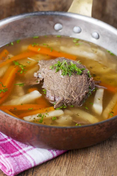 Καταπληκτικό Φαγητό Κρέας Μια Κατσαρόλα Σούπα — Φωτογραφία Αρχείου