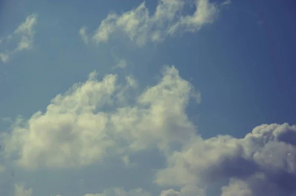 Céu Azul Com Closeup Nuvem — Fotografia de Stock