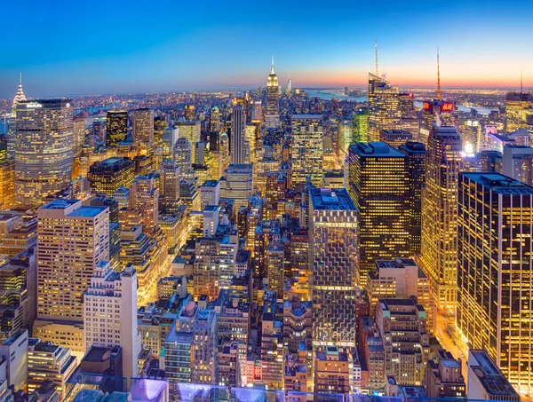 Nova Iorque Manhattan Skyline Centro Com Iluminado Empire State Building — Fotografia de Stock