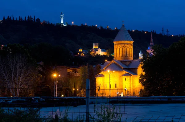 Kiliseler Kubbeleri Tiflis Gürcistan Cumhuriyeti Başkenti Tarihsel Bir Parçası Için — Stok fotoğraf