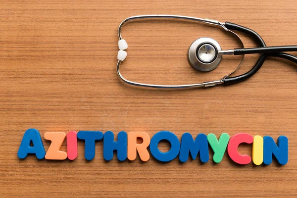 Azitromycin Färgstarka Ord Vit Bakgrund Med Stetoskop — Stockfoto