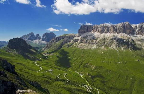 Vista Estiva Del Passo Pordoi Nelle Dolomiti Italiane — Foto Stock