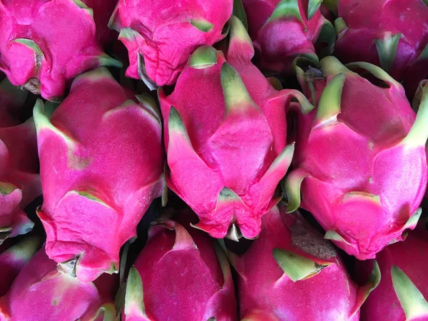 Dragon Meyve Arka Plan Dragonfruits Içinde Belgili Tanımlık Çarşı — Stok fotoğraf