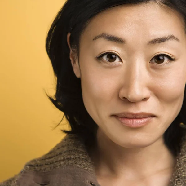 Close Portrait Mid Adult Asian Woman — Stock Photo, Image