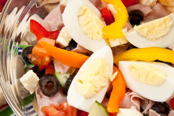 Вкусный Летний Салат Яйцами — стоковое фото
